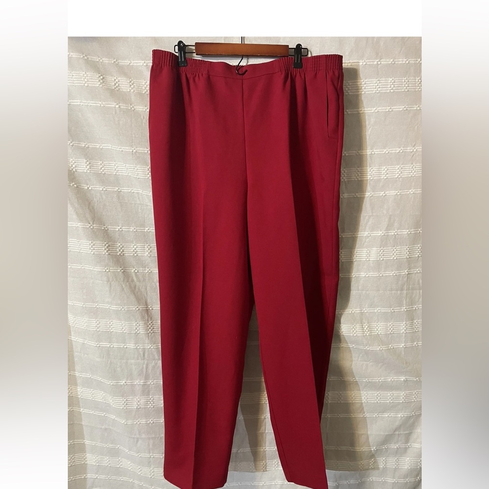 Alfred Dunner Elastic Waist Red Dress Pants W/Pocket
